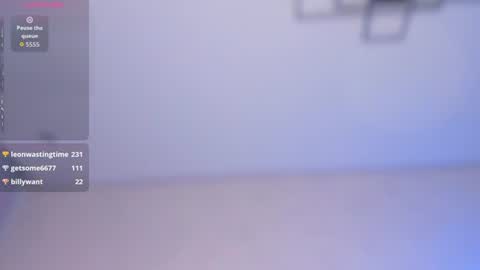devonacasstt live room snapshot on Chaturbate