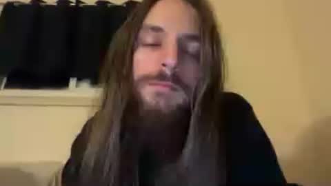 deweydreams снимок онлайн-комнаты на Chaturbate