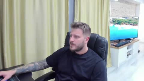 differentfuture live room snapshot on Chaturbate