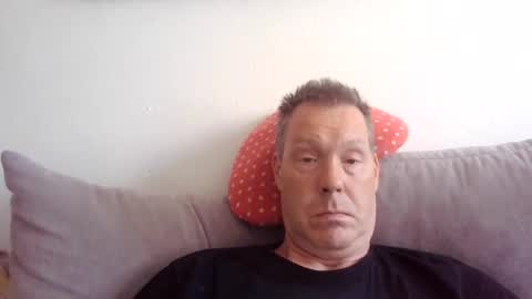 disney0988 live room snapshot on Chaturbate