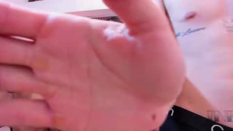 dolls_wallen Momentaufnahme des Live-Raums auf Chaturbate