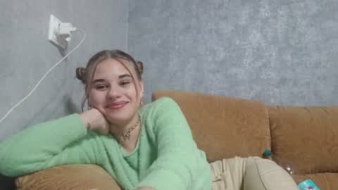 donnettesvatek Momentaufnahme des Live-Raums auf Chaturbate