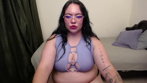 dulce_encan_to momentopname van live room op Chaturbate