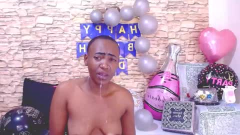 ebonyolive69 live room snapshot on Chaturbate
