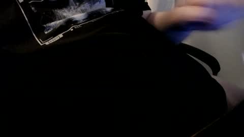 echoes_81 momentopname van live room op Chaturbate