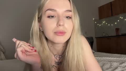 ecl1pse_ captura de la sala en vivo en Chaturbate