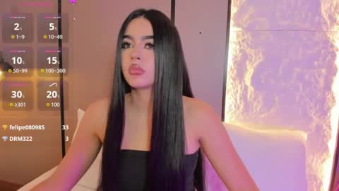 elara_bloom_ captura da sala ao vivo na Chaturbate