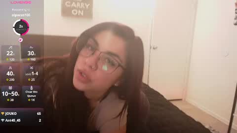 emerykinleys captura de la sala en vivo en Chaturbate