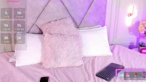 emiilyh_ momentopname van live room op Chaturbate