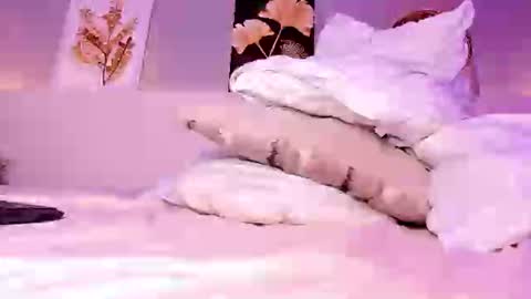 emilia_vens Momentaufnahme des Live-Raums auf Chaturbate