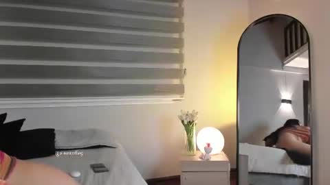 emma__clark__ Momentaufnahme des Live-Raums auf Chaturbate