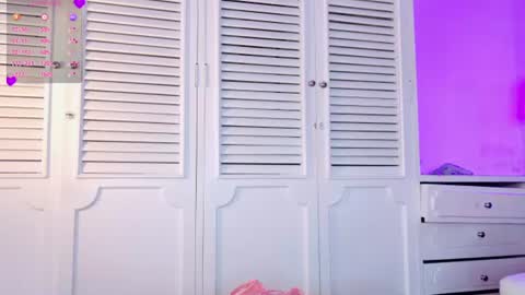 emmacasttro Momentaufnahme des Live-Raums auf Chaturbate