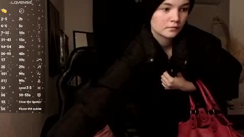emmasmall momentopname van live room op Chaturbate