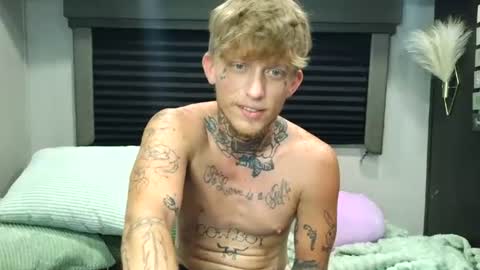 emotrash777 captura de la sala en vivo en Chaturbate