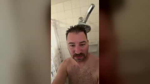 emtguy86 momentopname van live room op Chaturbate