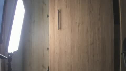 enma_paris снимок онлайн-комнаты на Chaturbate