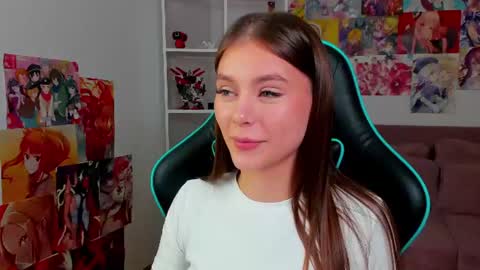 ericafoxes снимок онлайн-комнаты на Chaturbate