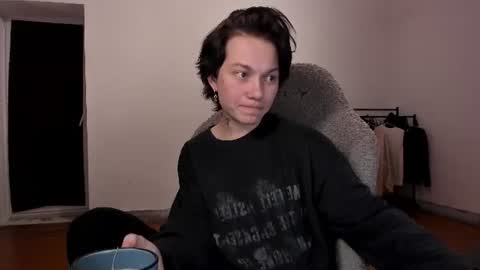 esajukyy Momentaufnahme des Live-Raums auf Chaturbate
