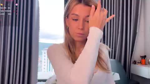 eva_collins_x momentopname van live room op Chaturbate