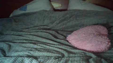eveliina_shy Momentaufnahme des Live-Raums auf Chaturbate