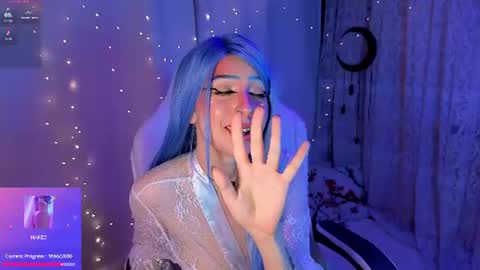 evesapphire снимок онлайн-комнаты на Chaturbate