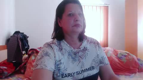 extasymature momentopname van live room op Chaturbate