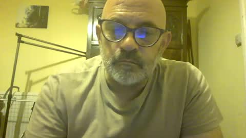 f1zzeek Momentaufnahme des Live-Raums auf Chaturbate