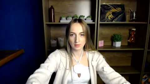 feonsey captura da sala ao vivo na Chaturbate