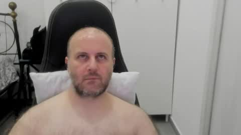 filippo12356 снимок онлайн-комнаты на Chaturbate