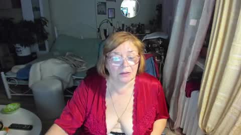 flowerlover8 Momentaufnahme des Live-Raums auf Chaturbate