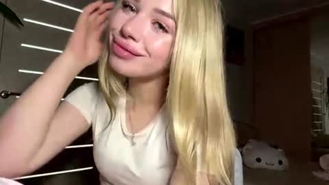 floycostenive Momentaufnahme des Live-Raums auf Chaturbate
