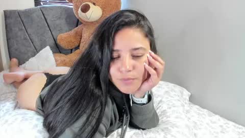 foxwen momentopname van live room op Chaturbate