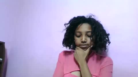 francia333068 live room snapshot on Chaturbate