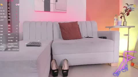 freya_26 Momentaufnahme des Live-Raums auf Chaturbate