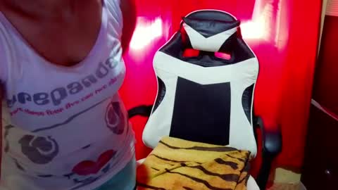 fuckmorena Momentaufnahme des Live-Raums auf Chaturbate