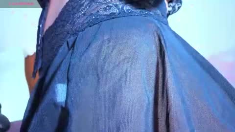genesis_01_tp Momentaufnahme des Live-Raums auf Chaturbate