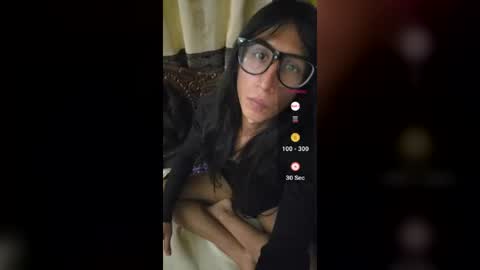 gjpj1 captura da sala ao vivo na Chaturbate