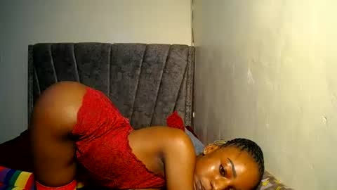 glxsyy live room snapshot on Chaturbate