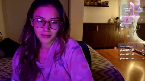 greta_miss live room snapshot on Chaturbate