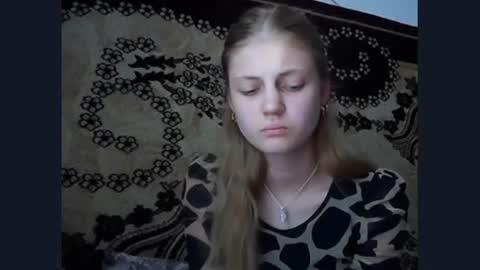 h0lyangel Momentaufnahme des Live-Raums auf Chaturbate