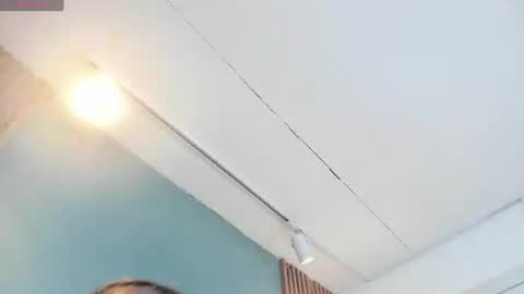 hannawen_ live room snapshot on Chaturbate