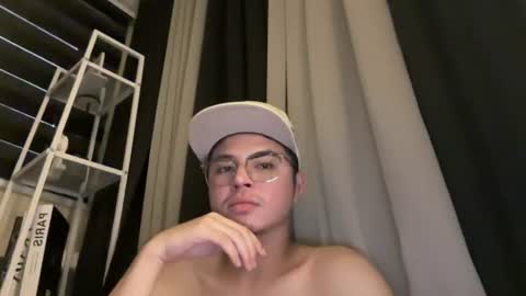 havefunwithxavier captura de la sala en vivo en Chaturbate