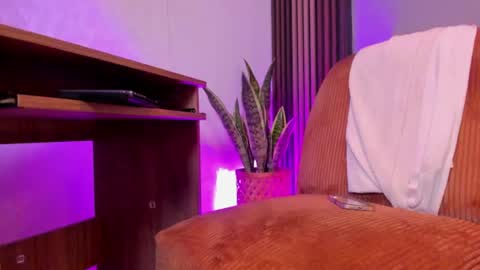 helllilith_ live room snapshot on Chaturbate