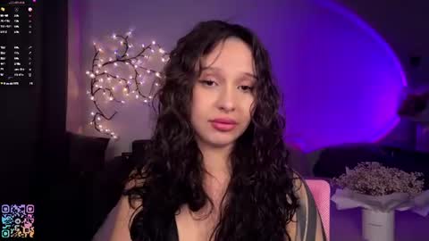 heyitslus momentopname van live room op Chaturbate