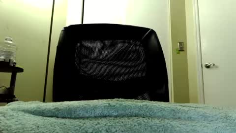 hitmanquan live room snapshot on Chaturbate