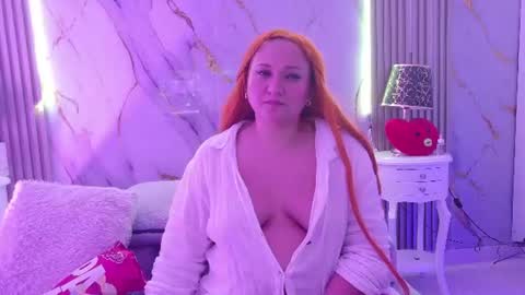 honeyhiips captura de la sala en vivo en Chaturbate