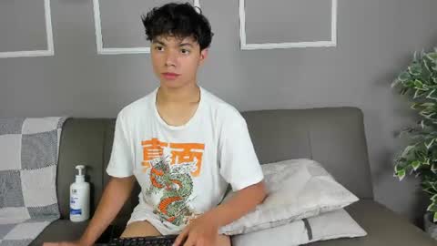 honeymoon_sariel Momentaufnahme des Live-Raums auf Chaturbate