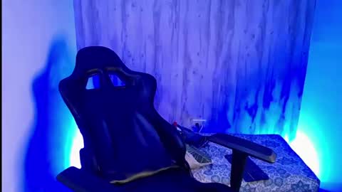 hot_athletes_ снимок онлайн-комнаты на Chaturbate