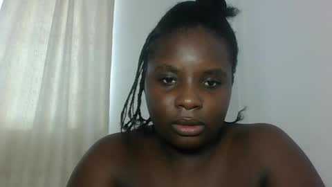 hotebbbyy captura de la sala en vivo en Chaturbate