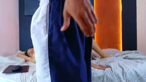 hottcouple26 captura de la sala en vivo en Chaturbate